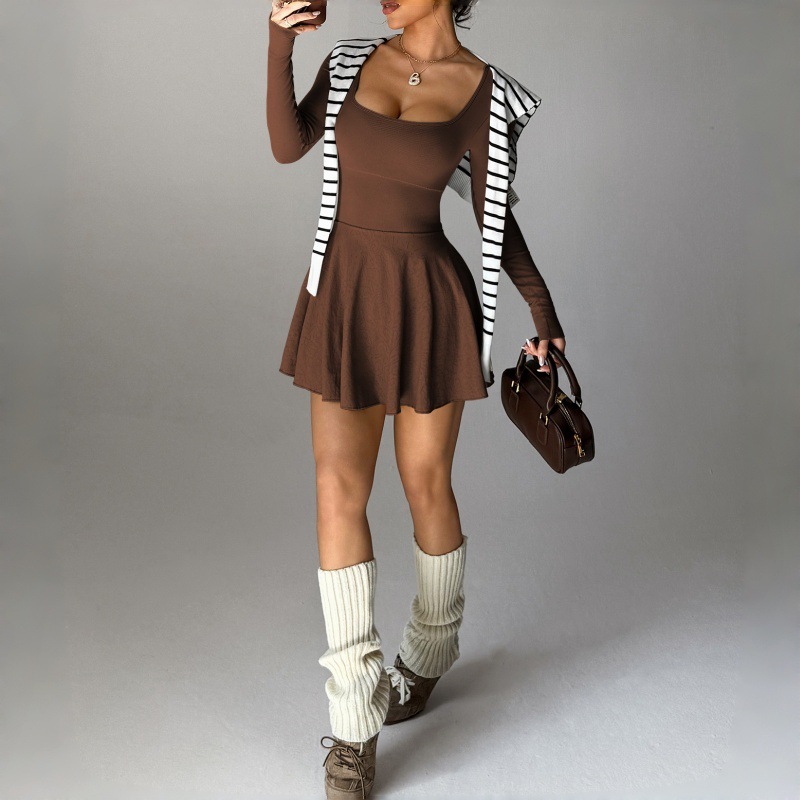 Conjunto de Tênis Feminino de  - Badminton Outfit avaliação e preço